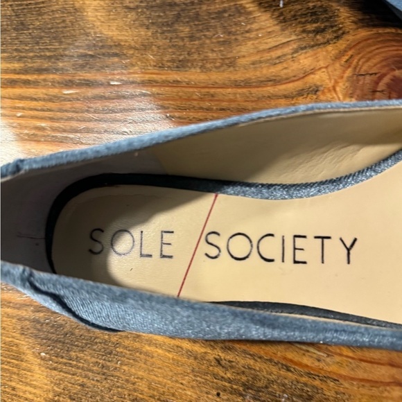 Sole Society Women’s Edie Blue Velvet Point Toe Loafers Flats - Size 7 - Picture 4 of 9
